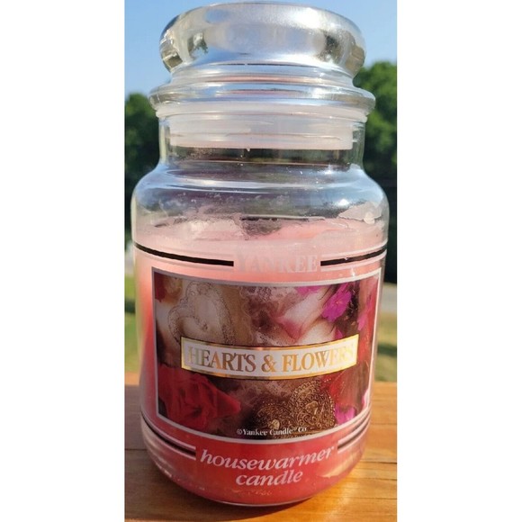 Yankee Candle Hearts & Flowers Black Band White Label 22 Oz Jar Retired RARE - Picture 1 of 14